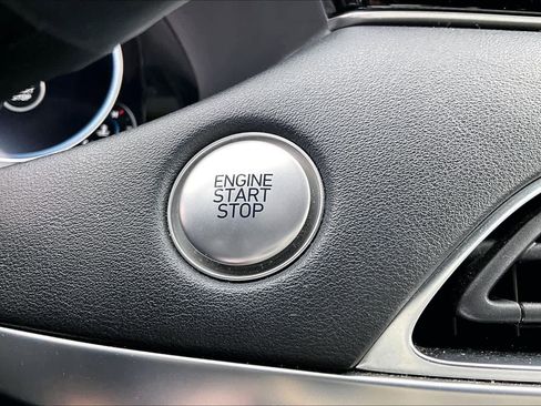 Used 2021 Hyundai Palisade Calligraphy image 30