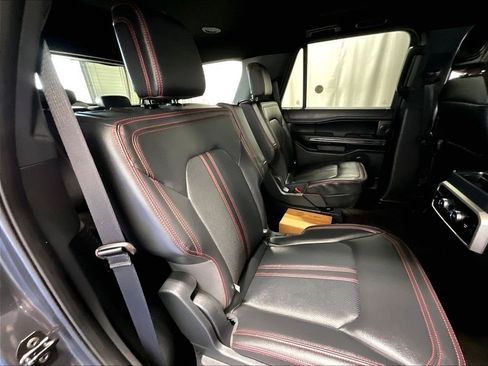 Used 2023 Ford Expedition Limited AWD/4WD image 16