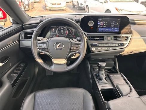 Used 2022 Lexus ES 350 image 18