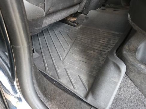 Used 2021 Chevrolet Colorado Z71 w/ Z71 Midnight Edition image 19