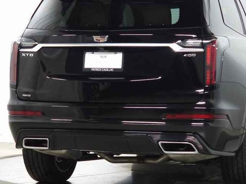Certified 2025 Cadillac XT6 Sport w/ Platinum Package image 9