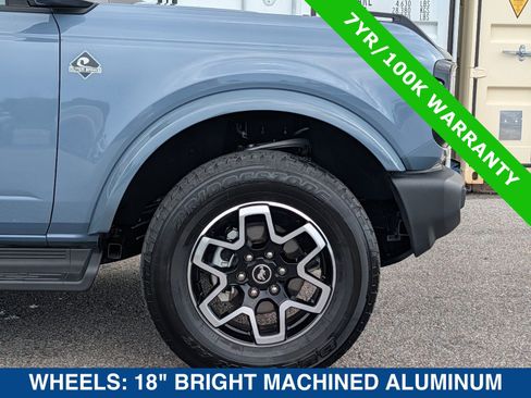 Certified 2025 Ford Bronco Outer Banks AWD/4WD image 12