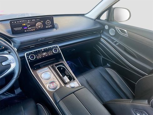 Used 2022 Genesis GV80 2.5T w/ Prestige Package 04 image 25