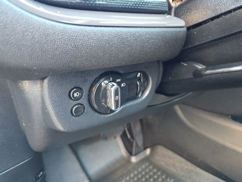 Used 2018 MINI Cooper Clubman S AWD/4WD image 15