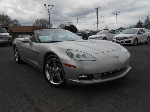 Used 2006 Chevrolet Corvette Convertible w/ Preferred Equipment Group image 1