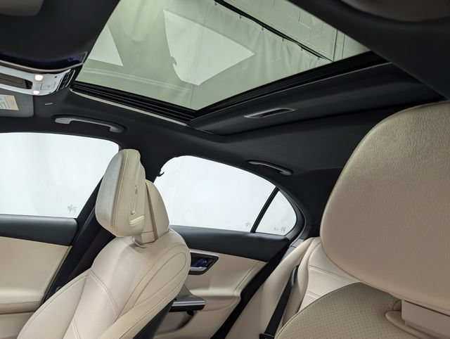 Used 2024 Mercedes-Benz C 300 4MATIC Sedan image 17