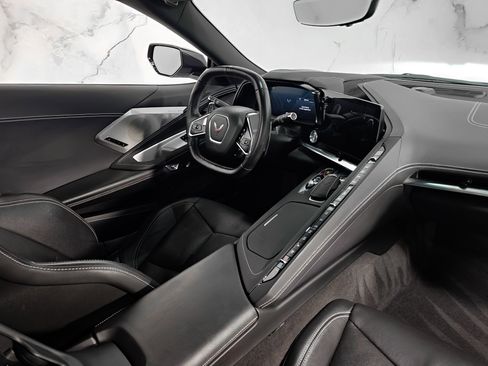 Used 2020 Chevrolet Corvette Stingray Preferred Cpe w/ 2LT Preferred Equipment Group image 17