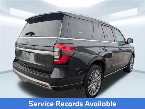 Used 2023 Ford Expedition Platinum image 5
