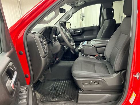 Used 2022 Chevrolet Silverado 1500 Custom AWD/4WD image 19