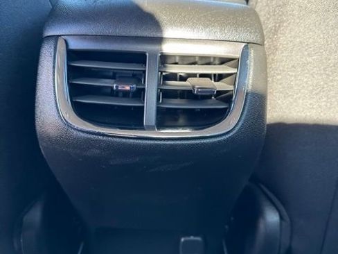 Used 2023 Chevrolet Malibu LT image 17
