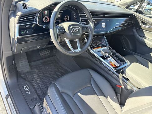 Used 2023 Audi Q7 3.0T Prestige image 11