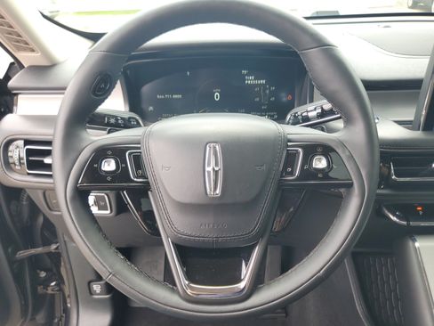 Certified 2024 Lincoln Aviator AWD w/ Premium Package image 14