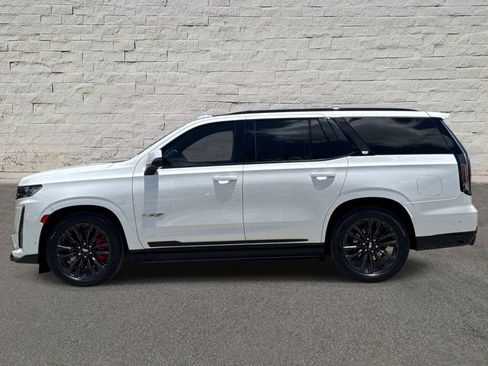 Used 2024 Cadillac Escalade V w/ LPO, ONYX Package AWD/4WD image 2
