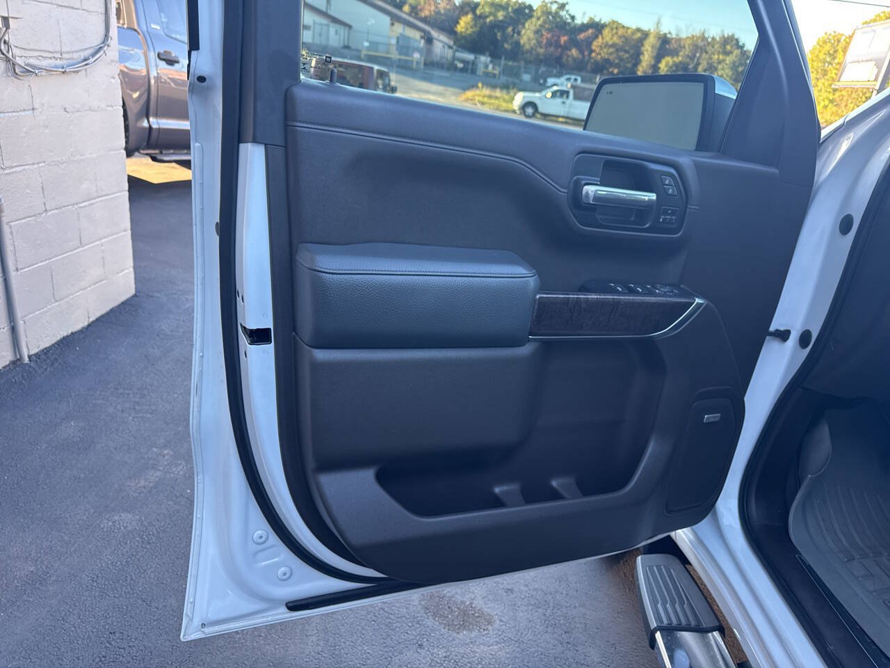 Used 2019 GMC Sierra 1500 Denali AWD/4WD image 16