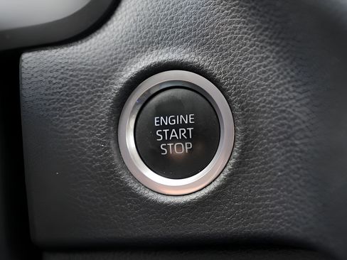 Used 2023 Toyota Tundra SR5 w/ SR5 Convenience Package AWD/4WD image 30
