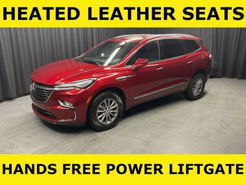 Used 2023 Buick Enclave Essence image 1