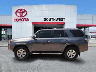 Used 2018 Toyota 4Runner SR5 Premium AWD/4WD video 3