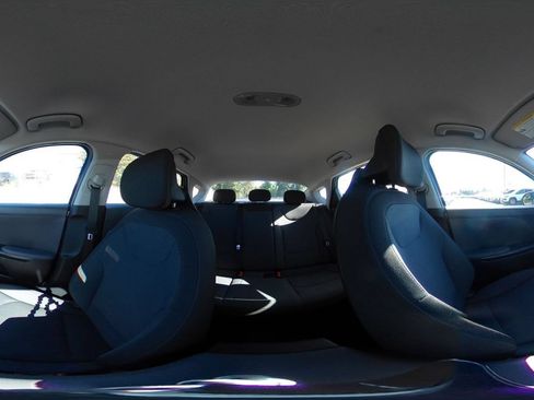 Used 2025 Kia K4 FWD image 43