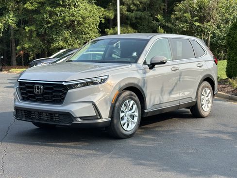 Used 2026 Honda CR-V LX image 5
