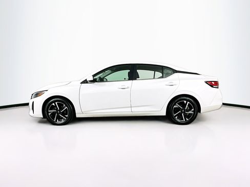 Used 2024 Nissan Sentra SV image 4