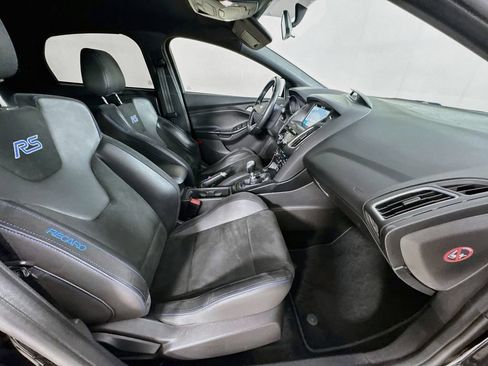 Used 2017 Ford Focus RS AWD/4WD image 33