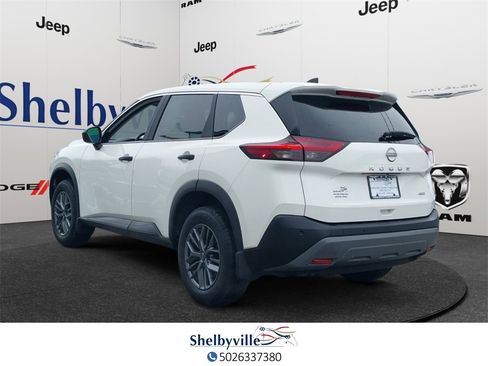 Used 2023 Nissan Rogue S image 4