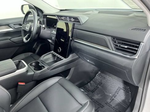 Used 2026 GMC Terrain Denali AWD/4WD image 29