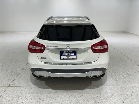 Used 2018 Mercedes-Benz GLA 250 image 7