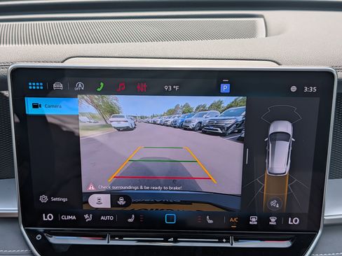New 2026 Volkswagen Tiguan SE R-Line AWD/4WD image 14