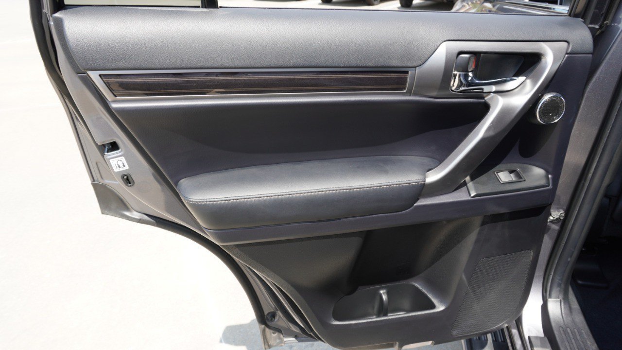 Certified 2023 Lexus GX 460 Premium w/ Accessory Package AWD/4WD image 36