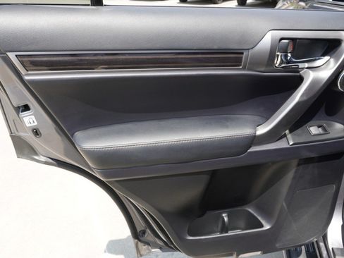 Certified 2023 Lexus GX 460 Premium w/ Accessory Package AWD/4WD image 36