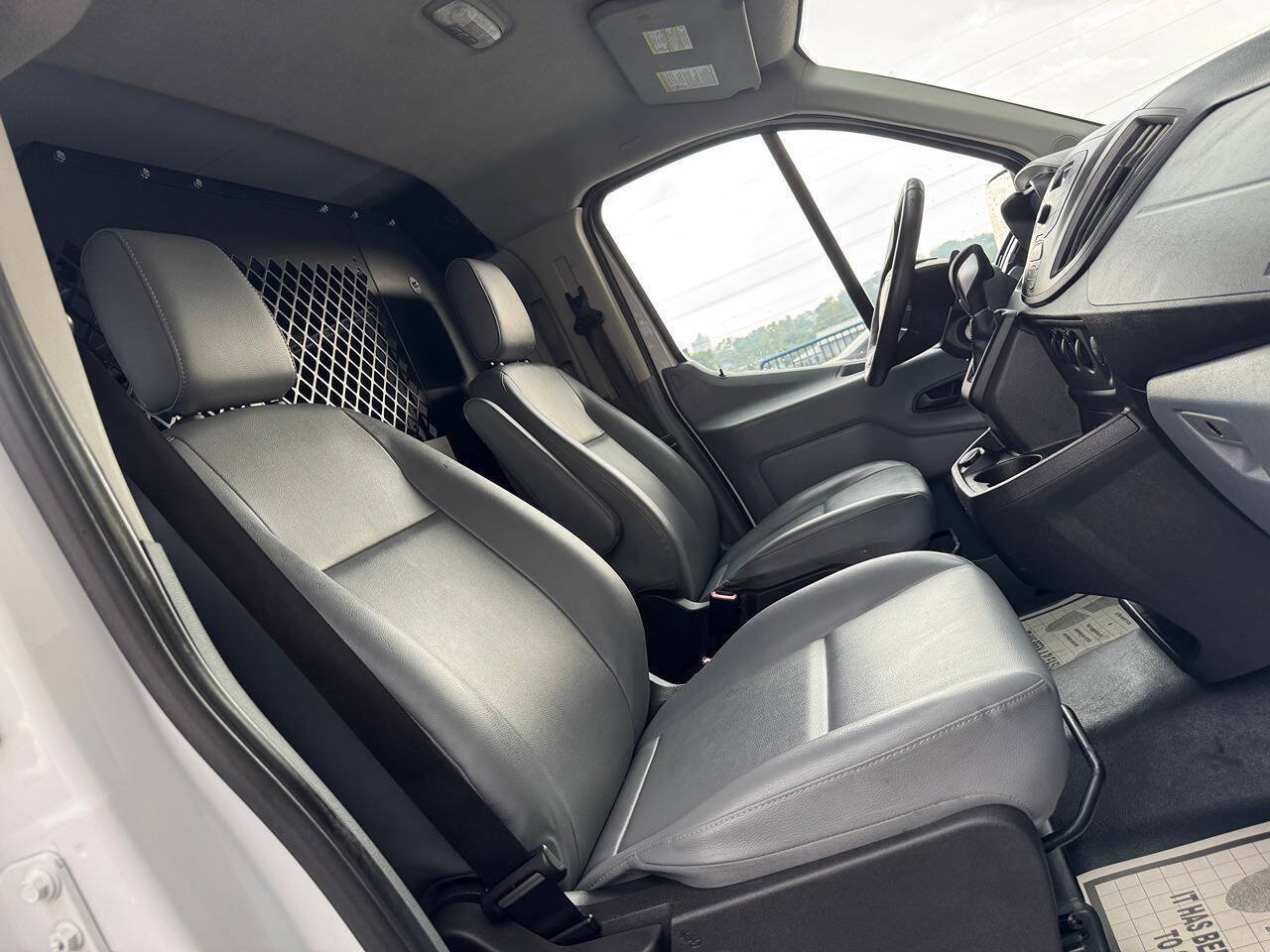 Used 2018 Ford Transit 250 130 Low Roof RWD image 14