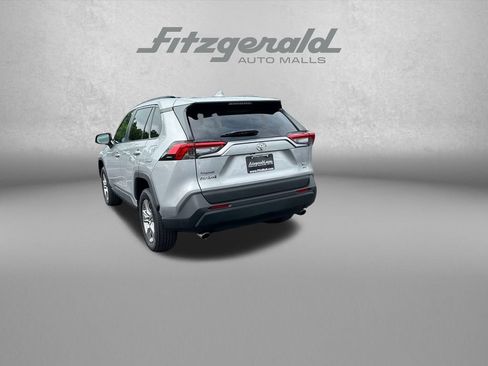 Used 2023 Toyota RAV4 XLE AWD/4WD image 5