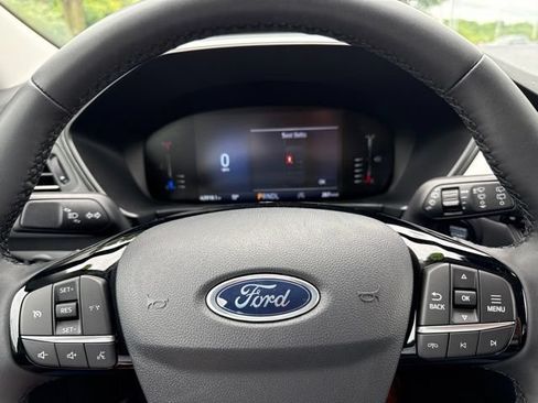 Used 2024 Ford Escape Active w/ Cold Weather Package FWD image 10