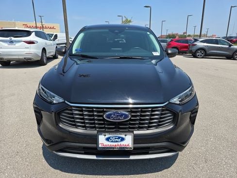Certified 2023 Ford Escape Active AWD/4WD image 8