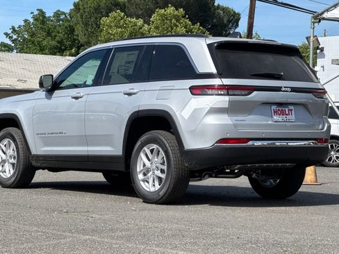 New 2026 Jeep Grand Cherokee 4WD image 5