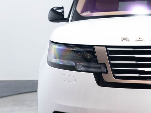 Used 2023 Land Rover Range Rover SV AWD/4WD image 58
