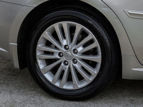 Used 2015 Toyota Avalon Limited image 66