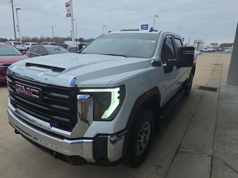 Used 2024 GMC Sierra 2500 Pro image 5
