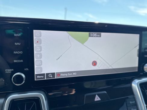 Used 2022 Kia Sorento SX image 18