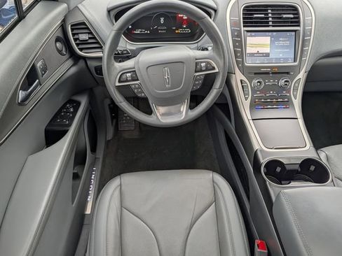 Used 2020 Lincoln Nautilus Reserve image 25