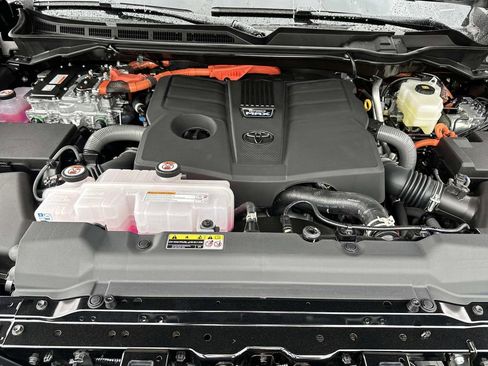 New 2026 Toyota Sequoia Platinum AWD/4WD image 10