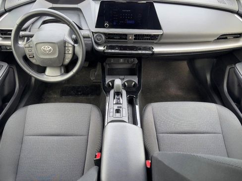 Used 2024 Toyota Prius LE image 11