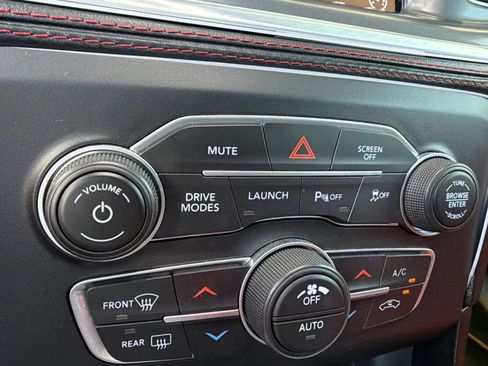Used 2020 Dodge Charger Scat Pack RWD image 10