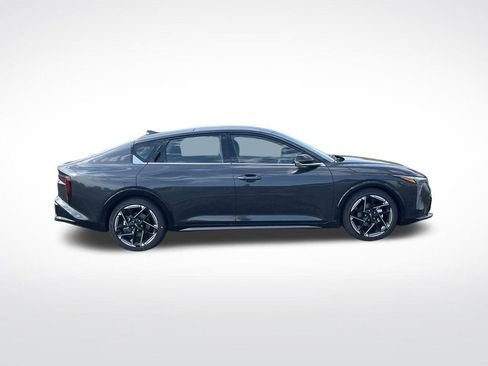 New 2025 Kia K4 GT-Line w/ GT-Line Premium Package image 6