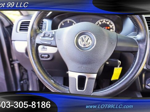 Used 2012 Volkswagen Jetta TDI image 23