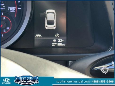 Certified 2021 Hyundai Elantra SE image 26