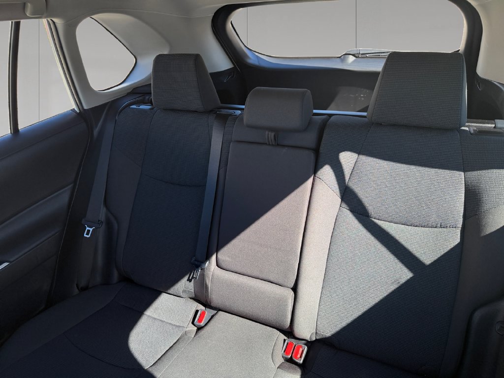 Used 2024 Toyota RAV4 LE AWD/4WD image 17