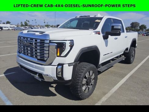 Used 2024 GMC Sierra 2500 Denali w/ Denali Reserve Package AWD/4WD image 1