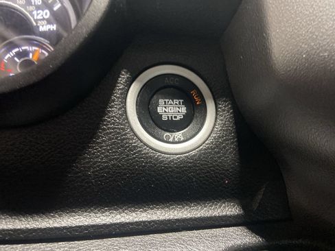 Used 2019 RAM 2500 Big Horn AWD/4WD image 16
